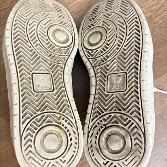 Veja - Womens Sneakers Shoes Size 6 - Picture 7 of 8